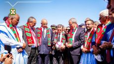 بمناسبة الذكرى 50 للمسيرة الخضراء المظفرة الحاج عبد المالك أبرون يسلم ملاعب جديدة بالداخلة نيابة عن الجامعة