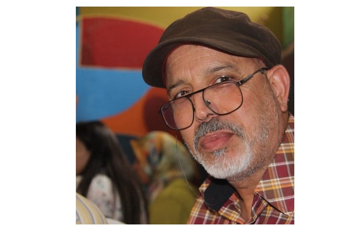 خارج الأضواء: وجع الفنان في الهامش الثقافي