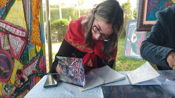 القنيطرة: إيمان فرحاتي… حين تنطق الألوان بسيرة الوفاء والذاكرة بلوسافير بلاص