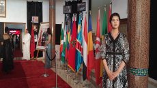 خريبكة تتزين بالإبداع.. لمسات فنية ساحرة تحول مهرجان السينما الإفريقية إلى لوحة نابضة بالجمال